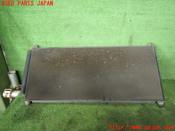 2UPJ-33556031]CR-Z(ZF1)エアコンコンデンサー1 中古_m0002.jpg