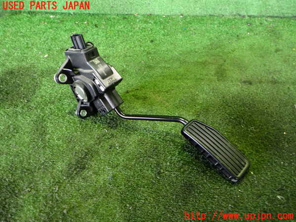 2UPJ-33556381]CR-Z(ZF1)センサー1(アクセルペダル) 中古_m0001.jpg