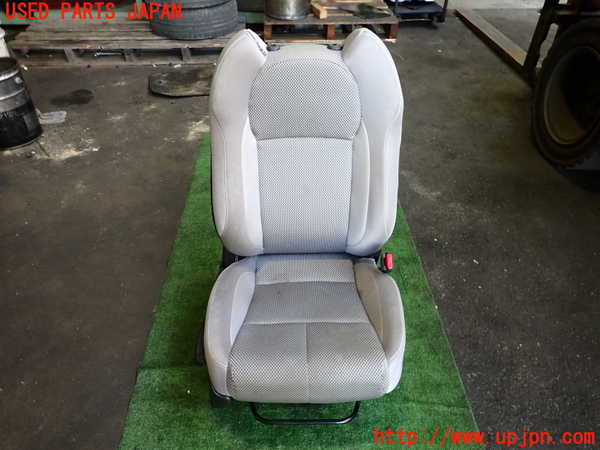 2UPJ-33557035]CR-Z(ZF1)運転席シート 中古_m0001.jpg