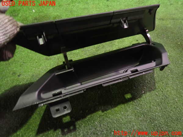 2UPJ-33557841]CR-Z(ZF1)小物入れ1 中古_m0002.jpg