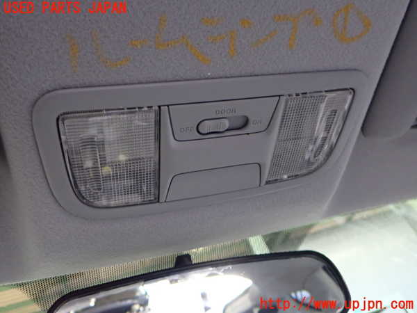 2UPJ-33556411]CR-Z(ZF1)ルームランプ1 中古_m0001.jpg