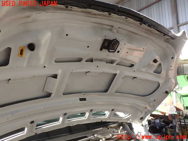 2UPJ-33561060]ベンツ A180(169032)(169)ボンネットフード 中古_m0002.jpg