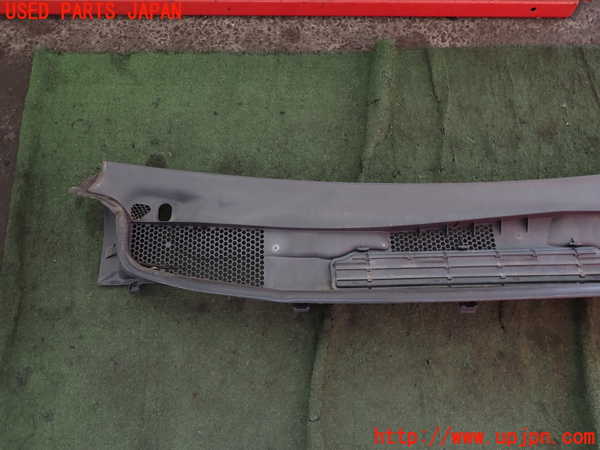 2UPJ-33561190]ベンツ A180(169032)(169)カウルトップ 中古_m0002.jpg