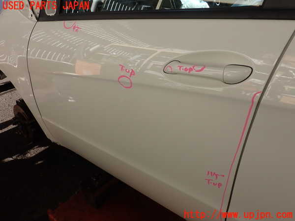 2UPJ-33561260]ベンツ A180(169032)(169)左前ドア 中古(43R-001582 M324)_m0002.jpg