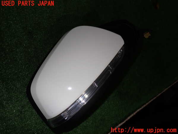 2UPJ-33561210]ベンツ A180(169032)(169)右ドアミラー 中古_m0001.jpg