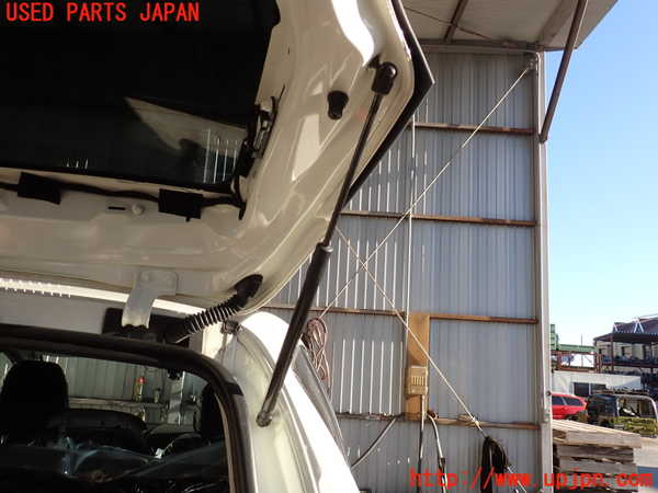 2UPJ-33561584]ベンツ A180(169032)(169)リアゲートダンパー 中古_m0001.jpg