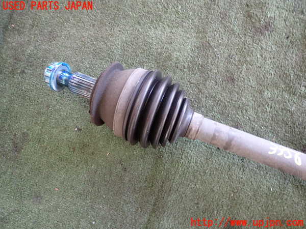 2UPJ-33564015]ベンツ A180(169032)(169)左フロントドライブシャフト 中古_m0002.jpg