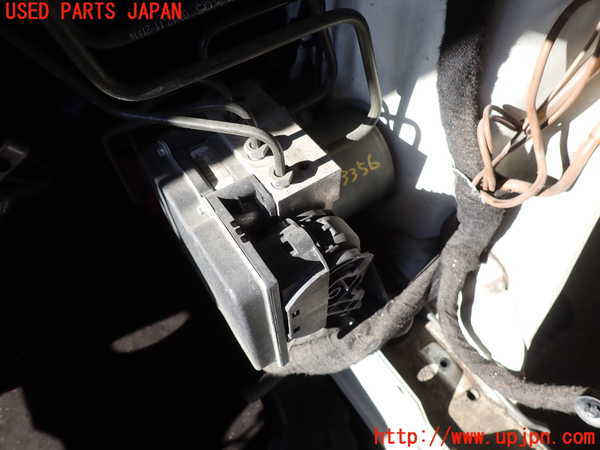 2UPJ-33564040]ベンツ A180(169032)(169)ABSアクチュエーター 中古_m0001.jpg