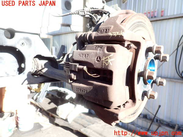 2UPJ-33564080]ベンツ A180(169032)(169)右フロントキャリパー 中古_m0001.jpg