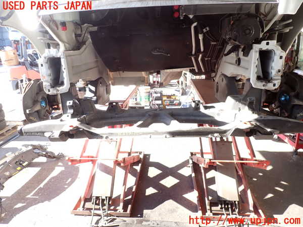 2UPJ-33565285]ベンツ A180(169032)(169)フロントメンバー 中古_m0002.jpg