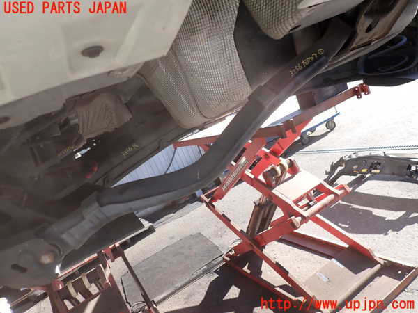 2UPJ-33565226]ベンツ A180(169032)(169)左リアロアアーム1 中古_m0001.jpg