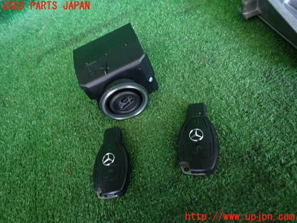 2UPJ-33566110]ベンツ A180(169032)(169)エンジンコンピューター 中古_m0003.jpg