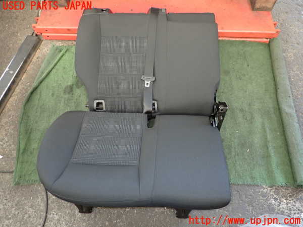 2UPJ-33567405]ベンツ A180(169032)(169)右リアシート 中古_m0001.jpg