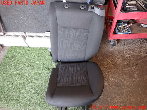 2UPJ-33567435]ベンツ A180(169032)(169)左リアシート 中古_m0001.jpg