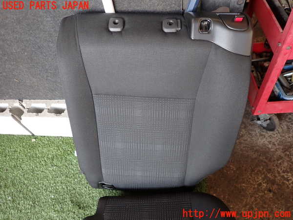 2UPJ-33567435]ベンツ A180(169032)(169)左リアシート 中古_m0002.jpg