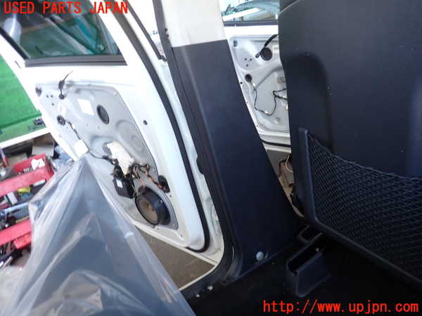 2UPJ-33567670]ベンツ A180(169032)(169)左センターピラートリム 中古_m0003.jpg