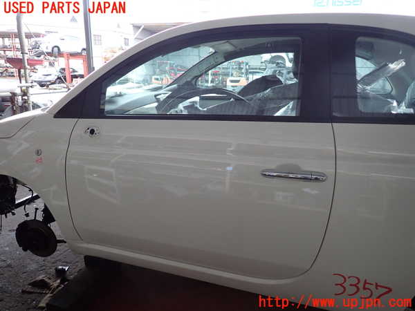 2UPJ-33571260]フィアット・500(31209)左ドア 中古 PILKINGTON M3232 43R-001583_m0001.jpg