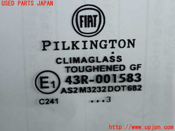 2UPJ-33571380]フィアット・500(31209)右クォーターガラス 中古 PILKINGTON M3232 43R-001583_m0003.jpg