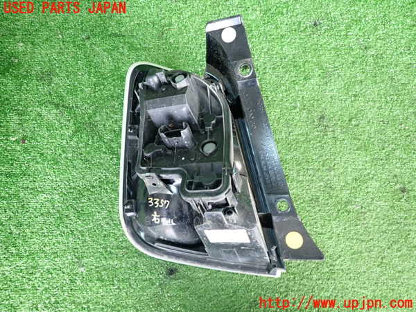 2UPJ-33571530]フィアット・500(31209)右テールランプ 中古_m0002.jpg