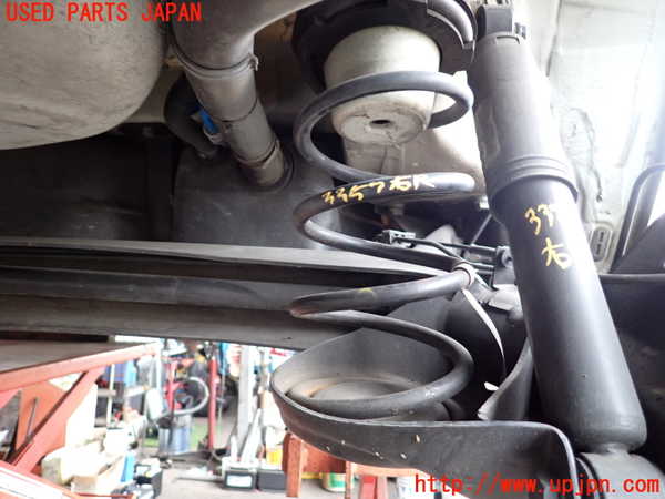 2UPJ-33575100]フィアット・500(31209)右リアスプリング 中古_m0001.jpg