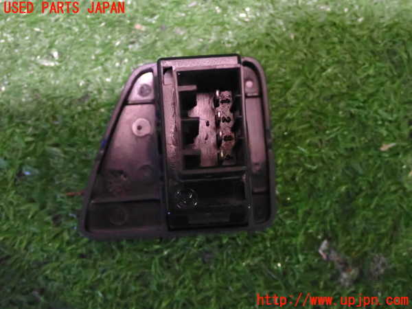 2UPJ-33576245]フィアット・500(31209)左パワーウィンドウスイッチ 中古_m0003.jpg