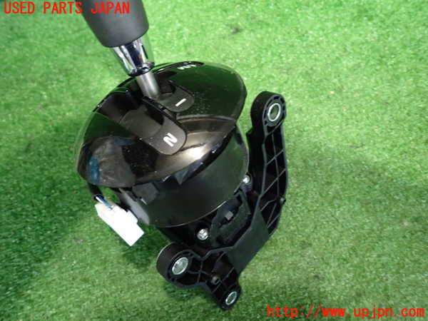 2UPJ-33577555]フィアット・500(31209)ATシフトレバー 中古_m0003.jpg