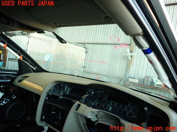 2UPJ-33581195]アウディ・A4(8KCDN)フロントガラス 中古(43R-00348 M451)_m0005.jpg