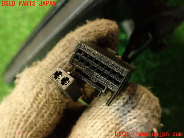 2UPJ-33581210]アウディ・A4(8KCDN)右ドアミラー 中古_m0004.jpg