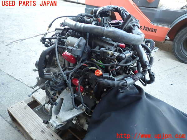 2UPJ-33582010]アウディ・A4(8KCDN)エンジン CDNB 中古_m0002.jpg