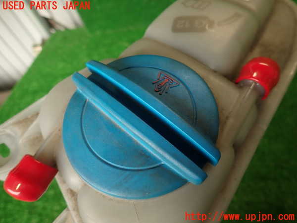 2UPJ-33582410]アウディ・A4(8KCDN)ラジエータータンク 中古_m0003.jpg