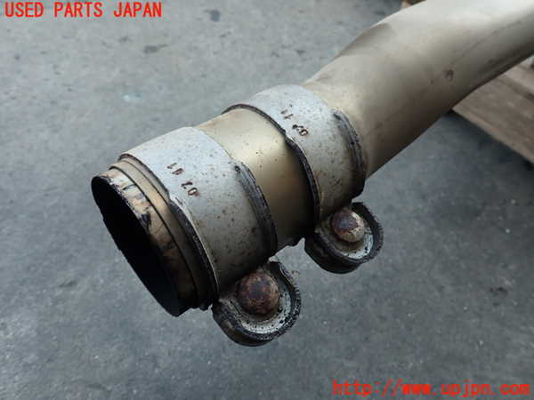 2UPJ-33582671]アウディ・A4(8KCDN)リアマフラー1 中古_m0002.jpg