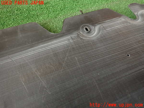 2UPJ-33582170]アウディ・A4(8KCDN)エンジンアンダーカバー 中古_m0004.jpg