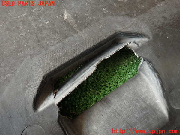 2UPJ-33581721]アウディ・A4(8KCDN)アンダーカバー1 中古_m0003.jpg