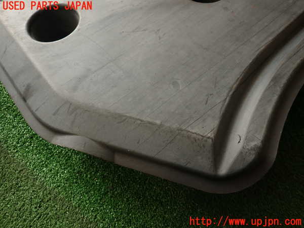 2UPJ-33581722]アウディ・A4(8KCDN)アンダーカバー2 中古_m0002.jpg