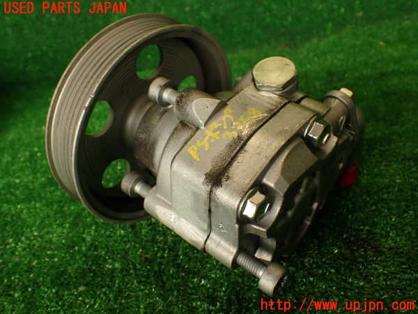 2UPJ-33584250]アウディ・A4(8KCDN)パワステポンプ 中古_m0002.jpg