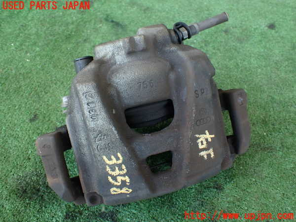 2UPJ-33584080]アウディ・A4(8KCDN)右フロントキャリパー 中古_m0002.jpg