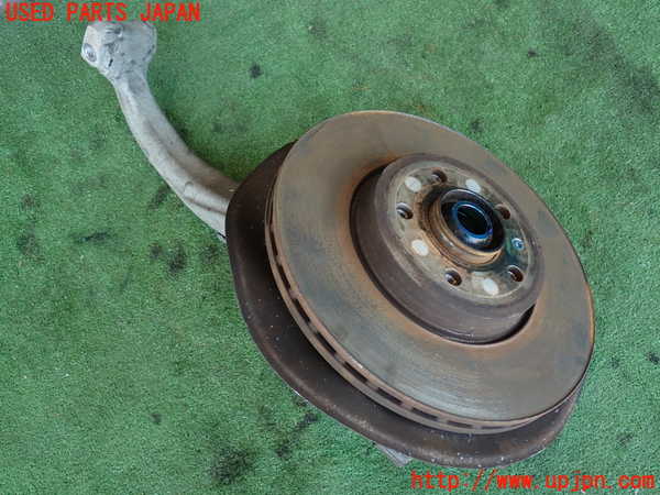 2UPJ-33584295]アウディ・A4(8KCDN)左フロントナックルハブ 中古_m0001.jpg