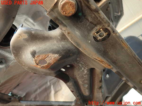 2UPJ-33585285]アウディ・A4(8KCDN)フロントメンバー 中古_m0002.jpg