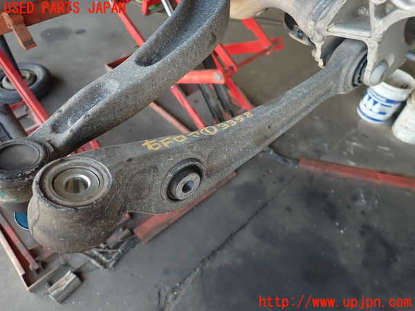 2UPJ-33585176]アウディ・A4(8KCDN)右フロントロアアーム1 中古_m0001.jpg