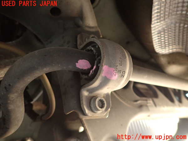 2UPJ-33585445]アウディ・A4(8KCDN)リアスタビライザー 中古_m0004.jpg