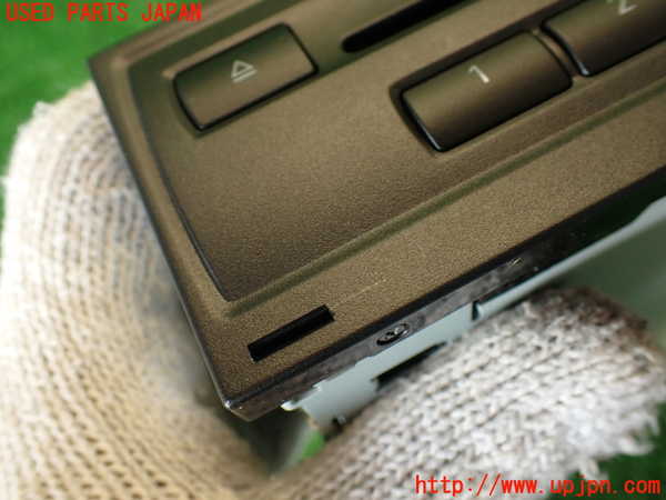 2UPJ-33586505]アウディ・A4(8KCDN)CDチェンジャー 中古_m0002.jpg