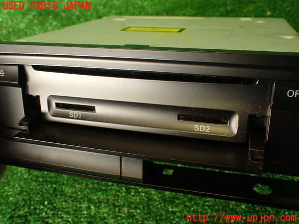 2UPJ-33586589]アウディ・A4(8KCDN)カーナビゲーション HDD 中古_m0002.jpg