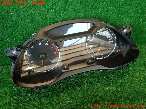 2UPJ-33586170]アウディ・A4(8KCDN)スピードメーター 中古_m0001.jpg