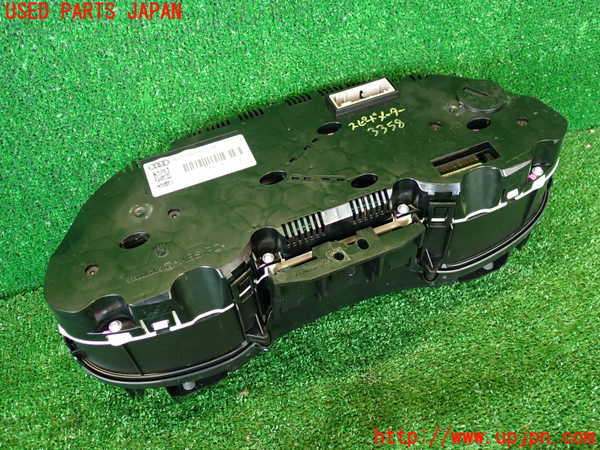 2UPJ-33586170]アウディ・A4(8KCDN)スピードメーター 中古_m0003.jpg