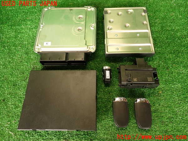2UPJ-33586110]アウディ・A4(8KCDN)エンジンコンピューター 中古_m0002.jpg