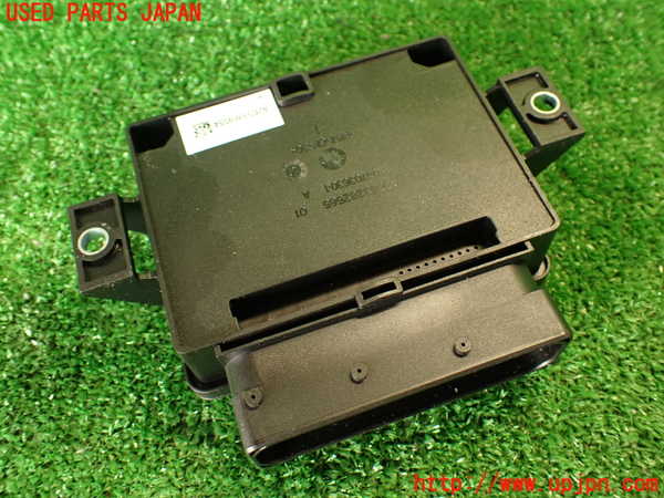 2UPJ-33586147]アウディ・A4(8KCDN)コンピューター2 (パーキングブレーキコントロール) 中古_m0002.jpg