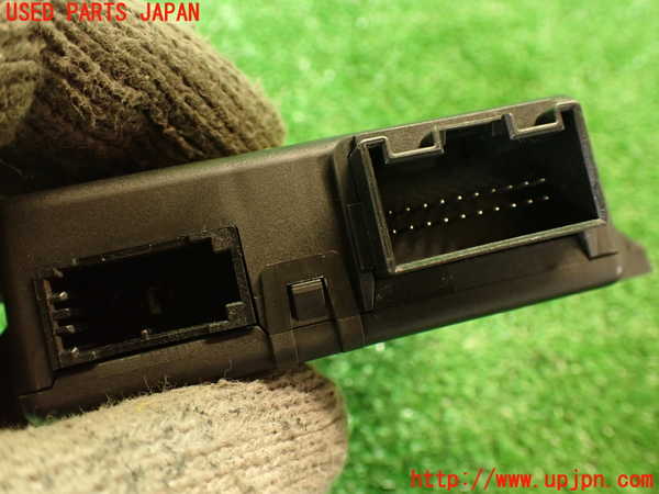 2UPJ-33586148]アウディ・A4(8KCDN)コンピューター3 中古_m0003.jpg