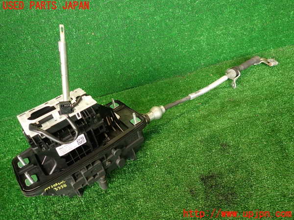2UPJ-33587555]アウディ・A4(8KCDN)ATシフトレバー 中古_m0001.jpg