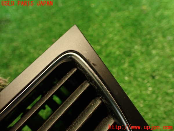 2UPJ-33587526]アウディ・A4(8KCDN)エアコン吹き出し口1 (真中) 中古_m0002.jpg