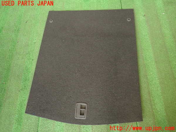 2UPJ-33587771]アウディ・A4(8KCDN)ラゲッジトレイ1 中古_m0001.jpg